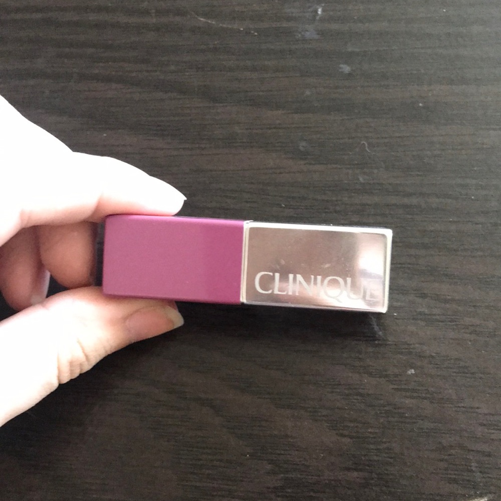 Clinique Grape Pop lipstick